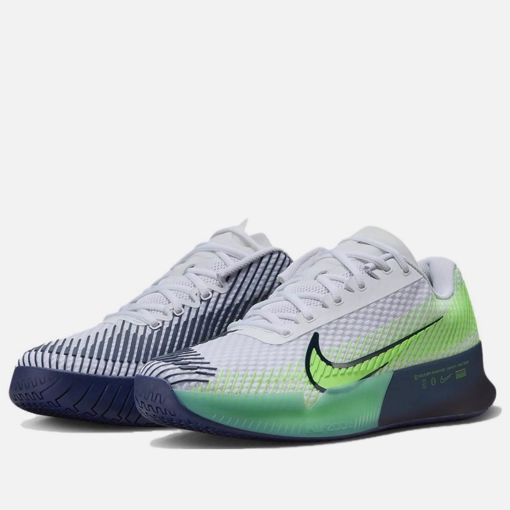 Nike Vapor 11 Tennis Court shoes.